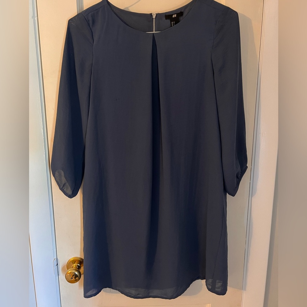Long-sleeve midi dress